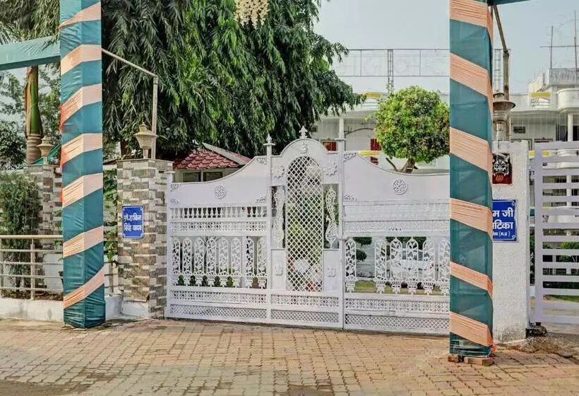 Oyo Hotel Ram Ji Vatika