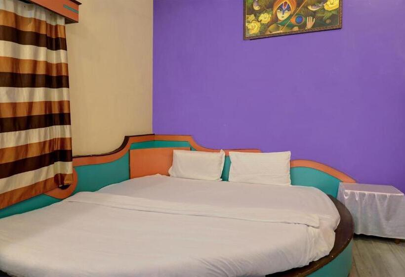 Oyo Hotel Ram Ji Vatika