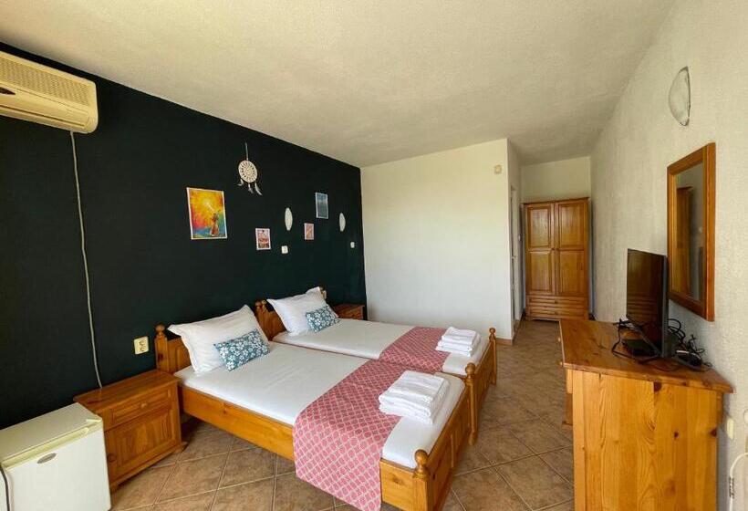 פנסיון Guesthouse Serenity Hill