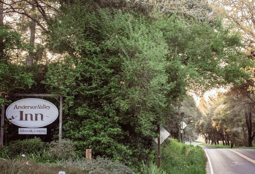 Отель Anderson Valley Inn