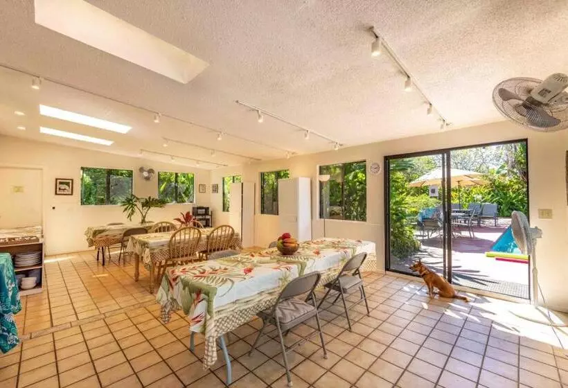 Hotelli Gardenia Room On Tropical Lush Farm In Haiku, Maui