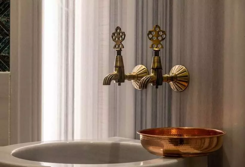 Orient Occident Hotel Istanbul, Autograph Collection