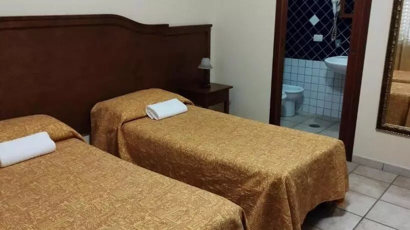 Hotelli Colosseo Colleferro