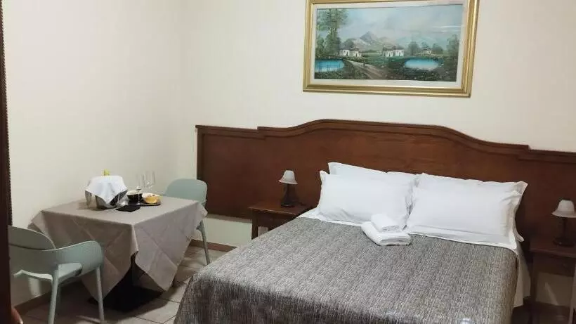 Hotelli Colosseo Colleferro