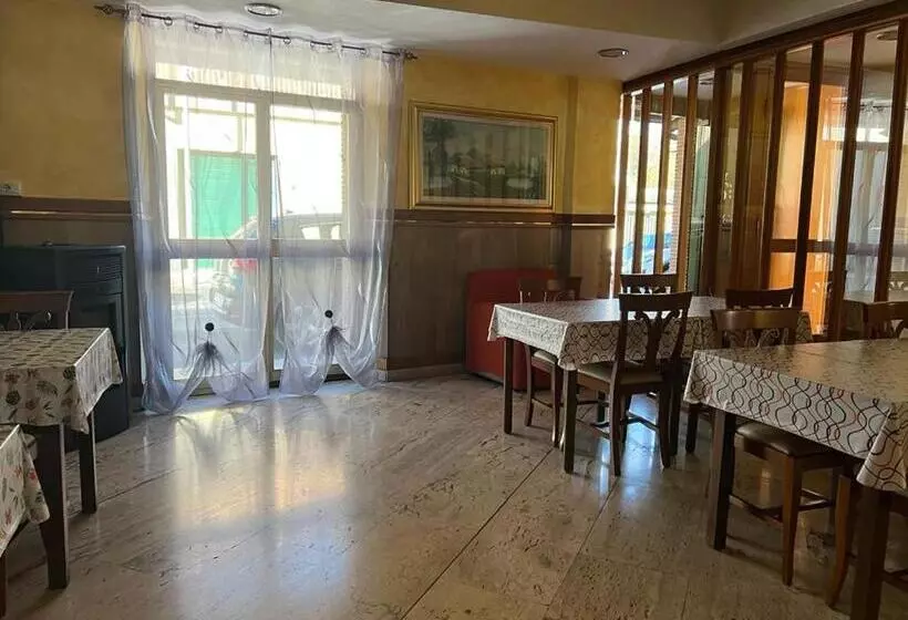 Hotelli Colosseo Colleferro