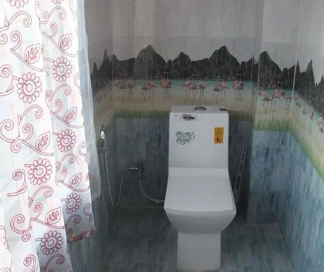 هتل Giggle Coast Restro And Lodging
