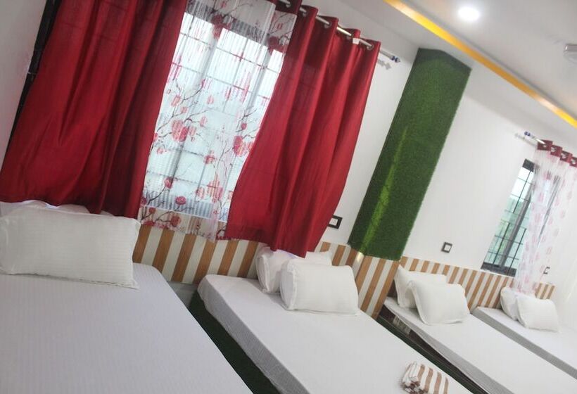 هتل Giggle Coast Restro And Lodging