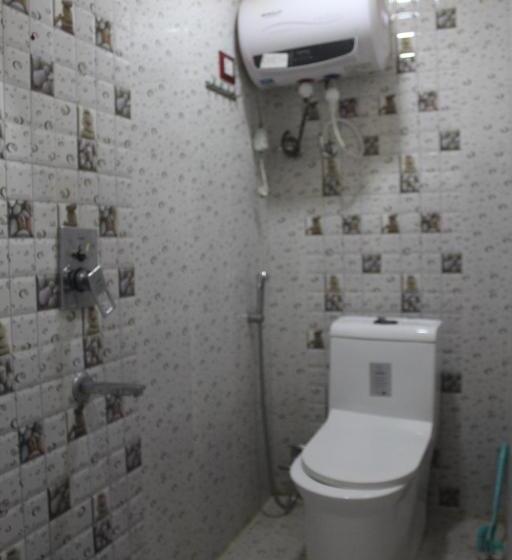 هتل Giggle Coast Restro And Lodging