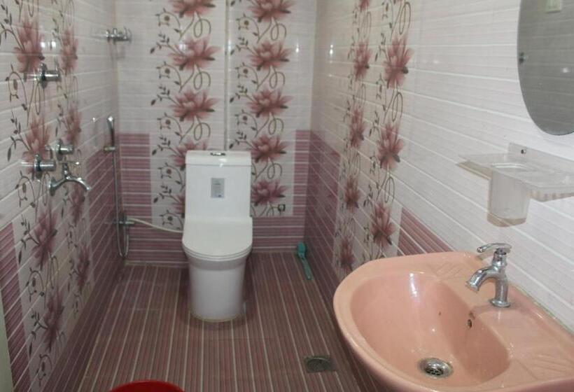 هتل Giggle Coast Restro And Lodging