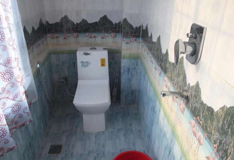 هتل Giggle Coast Restro And Lodging