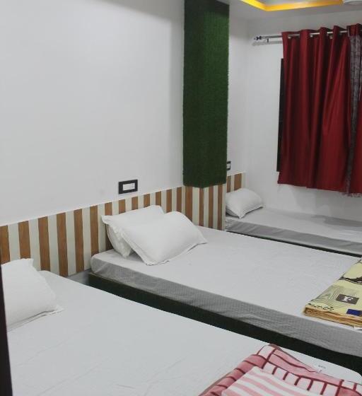 هتل Giggle Coast Restro And Lodging