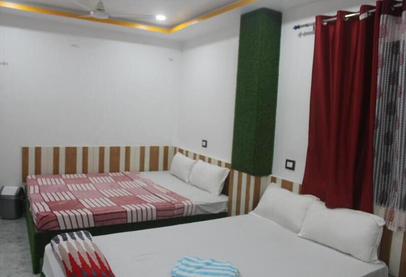 هتل Giggle Coast Restro And Lodging