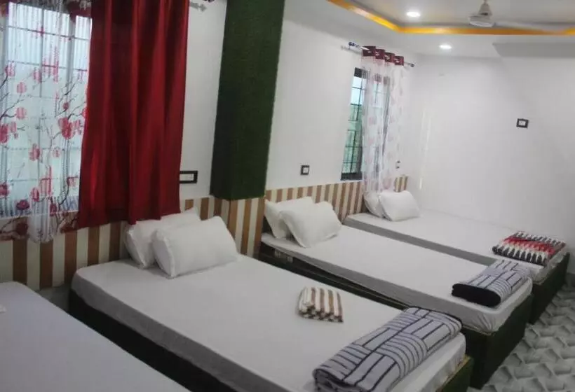 هتل Giggle Coast Restro And Lodging