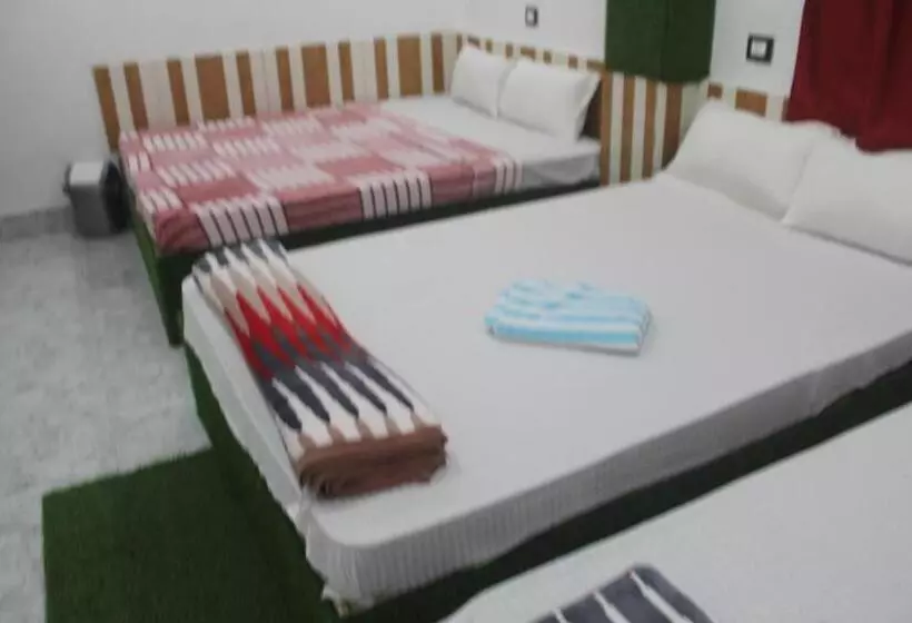 هتل Giggle Coast Restro And Lodging