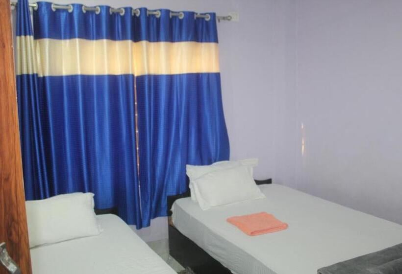 هتل Giggle Coast Restro And Lodging