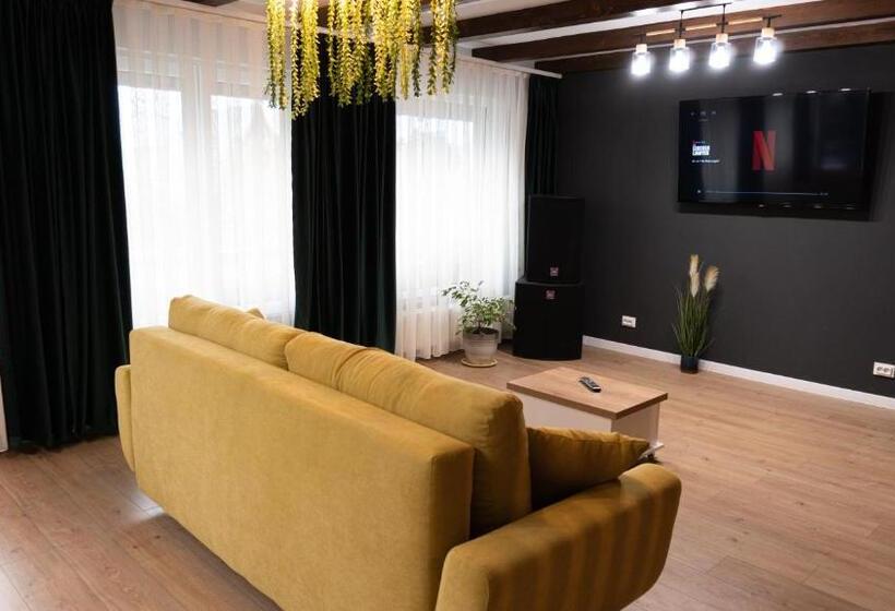 Pensiunea Fata Viilor