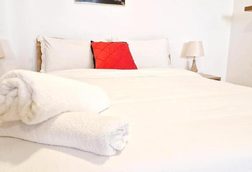 پانسیون Casa Natalia Guesthouse