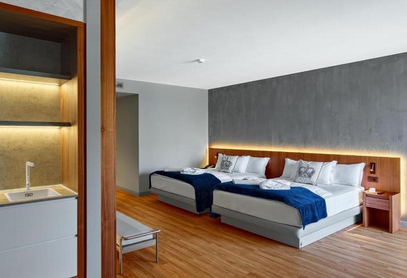 בית מלון כפרי Castello Lake Front