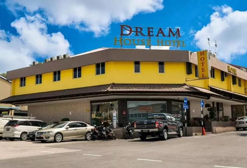 هتل Dream House