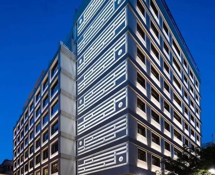 ホテル Electra Metropolis