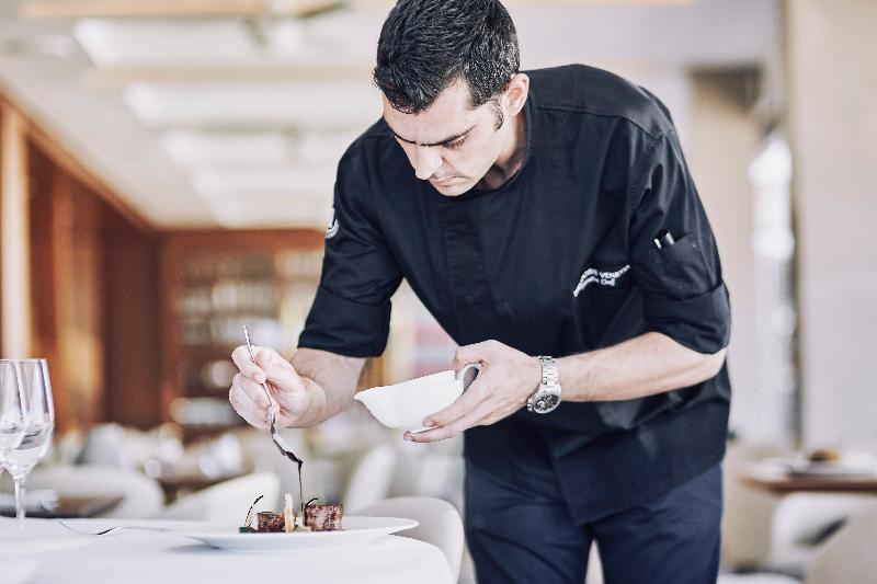 בית מלון כפרי Electra Metropolis