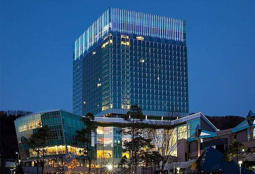 High1 Grand Hotel Convention Tower