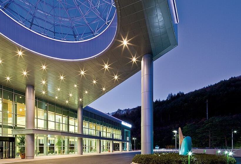 High1 Grand Hotel Convention Tower