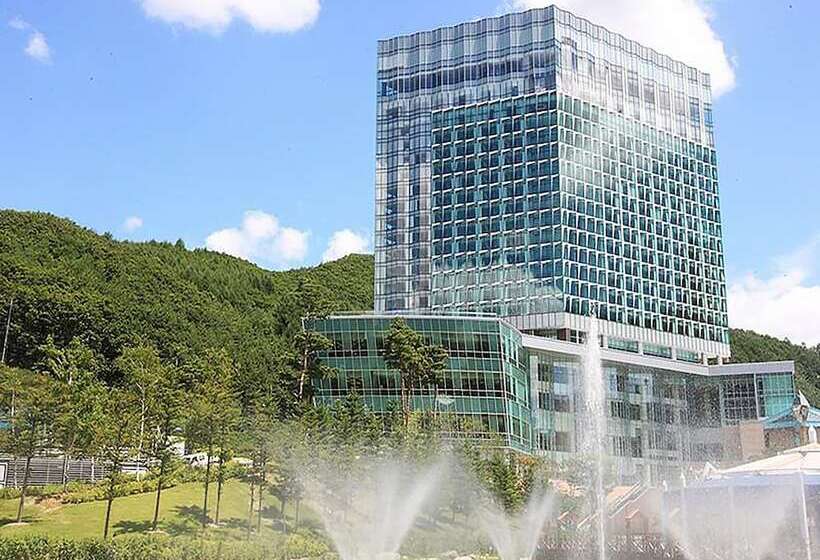 High1 Grand Hotel Convention Tower