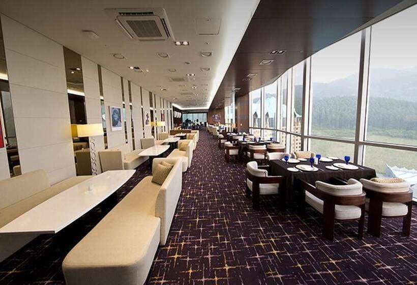 High1 Grand Hotel Convention Tower