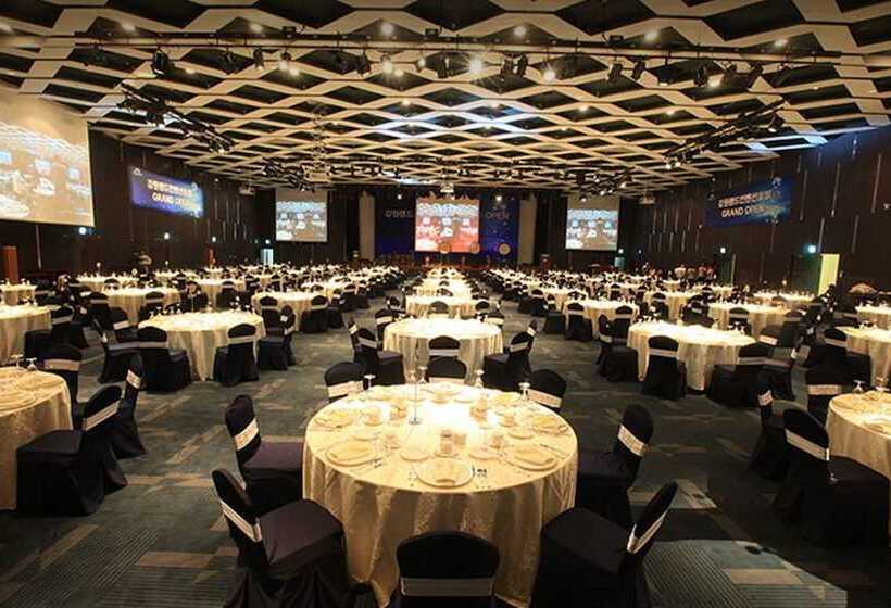 High1 Grand Hotel Convention Tower