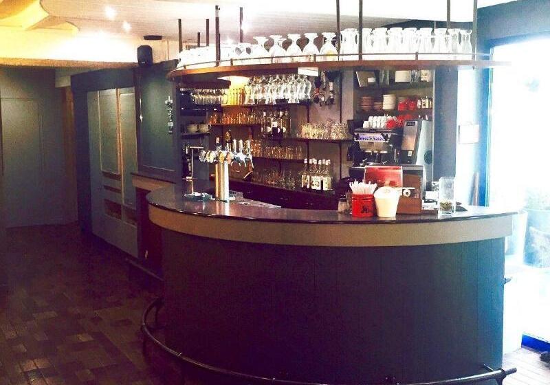 בית מלון כפרי La Marine