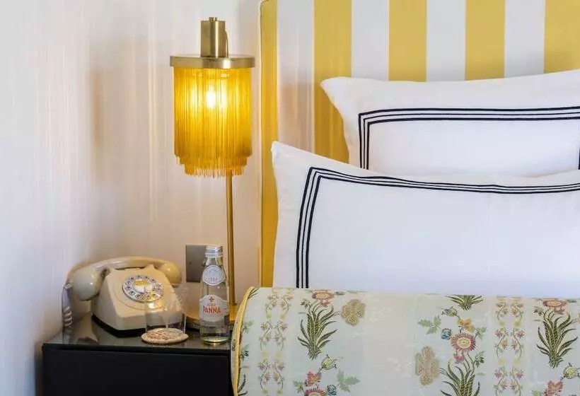 Hotel Le Y