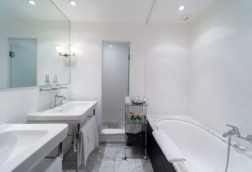 Hotel Le Y