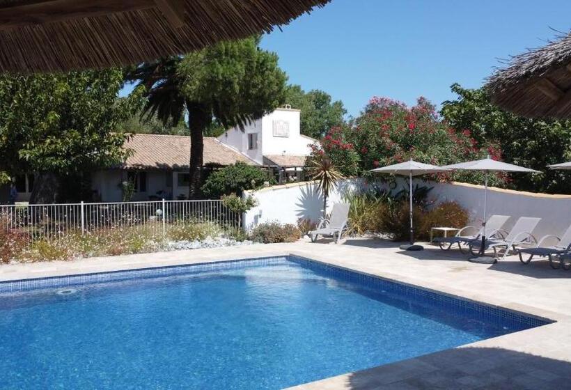 هتل Mas Des Barres