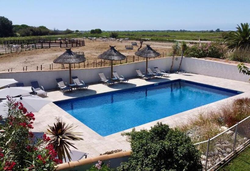 هتل Mas Des Barres