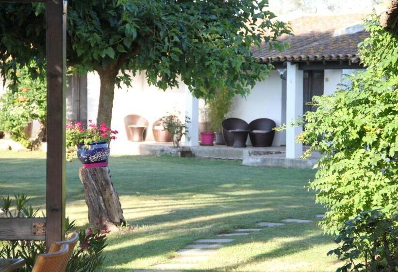 هتل Mas Des Barres