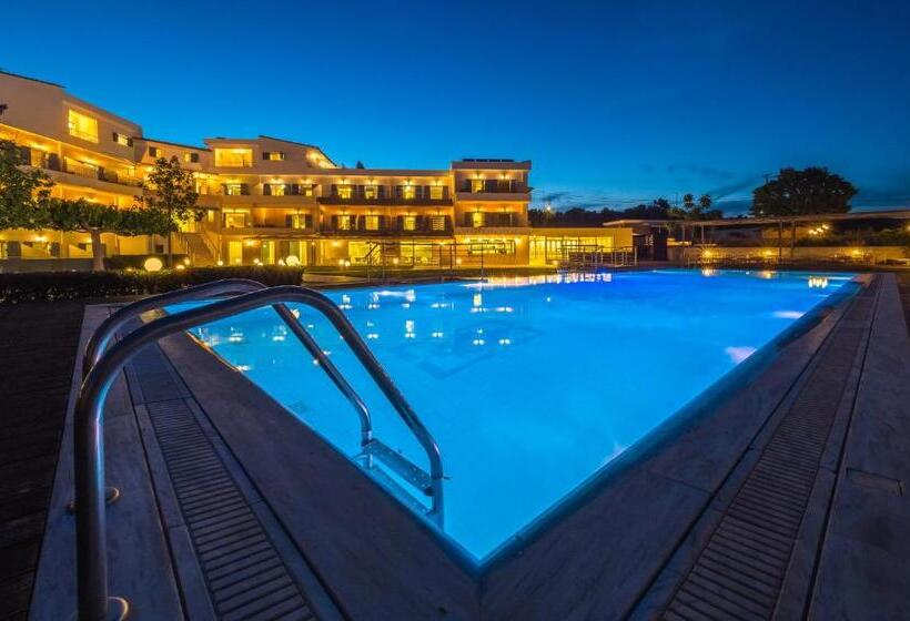 فندق Paradise Resort