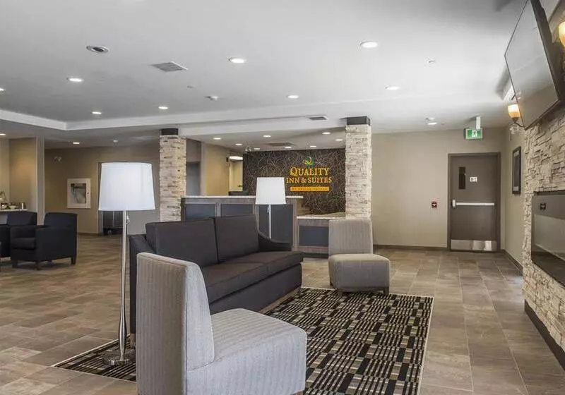 هتل Quality Inn & Suites Kingston