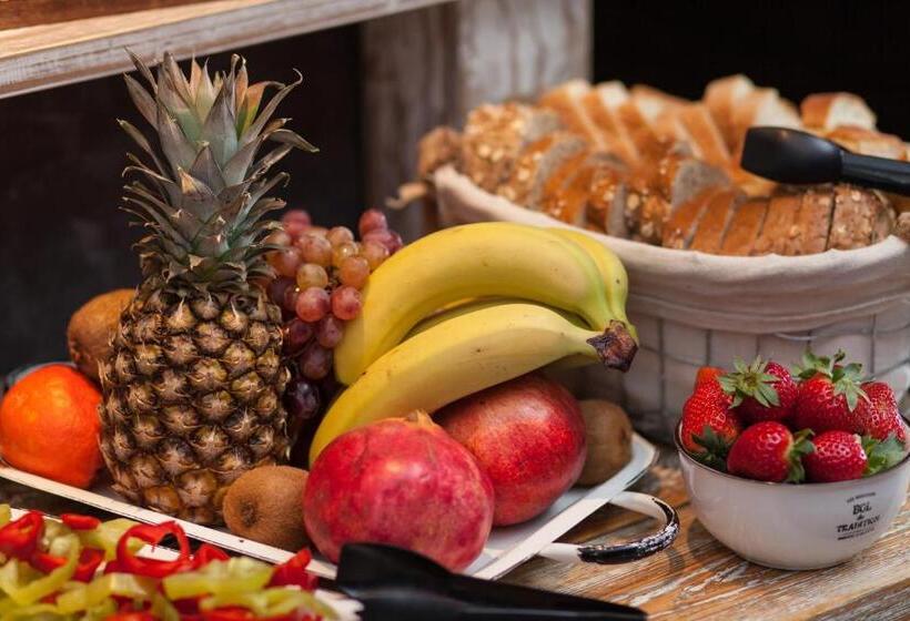 בית מלון כפרי Rastoni   Helvetia