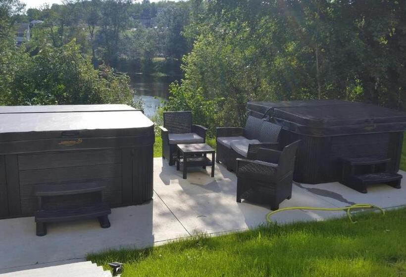 酒店 Super 8 By Wyndham Mont Laurier