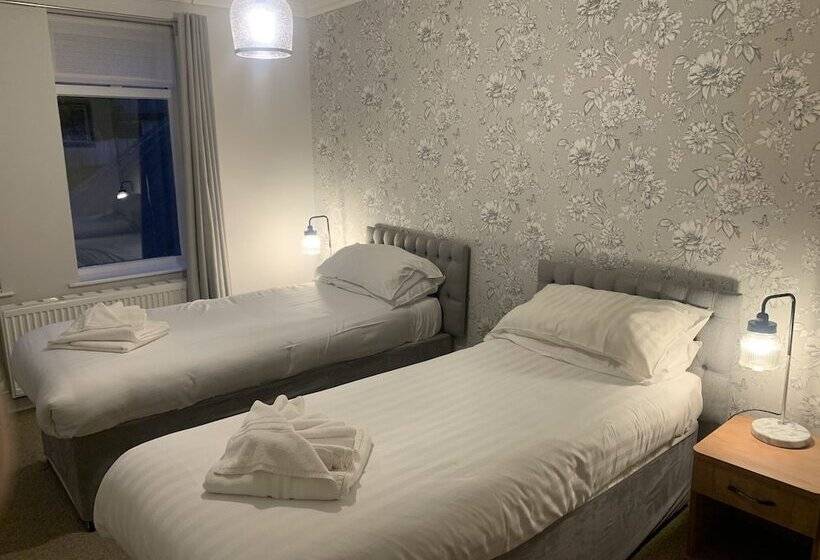 호텔 The Coach House