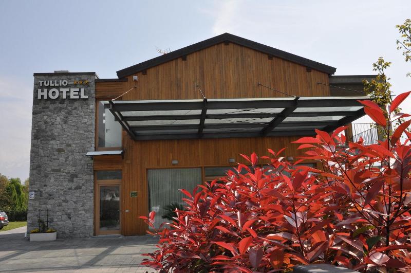 בית מלון כפרי Tullio
