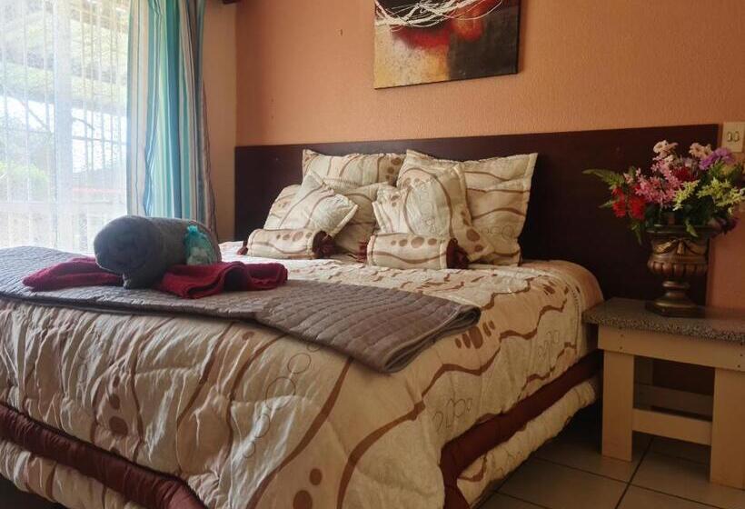 膳宿费 All Are Welcome Guest House