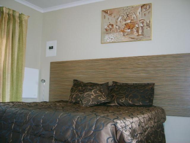 膳宿费 All Are Welcome Guest House