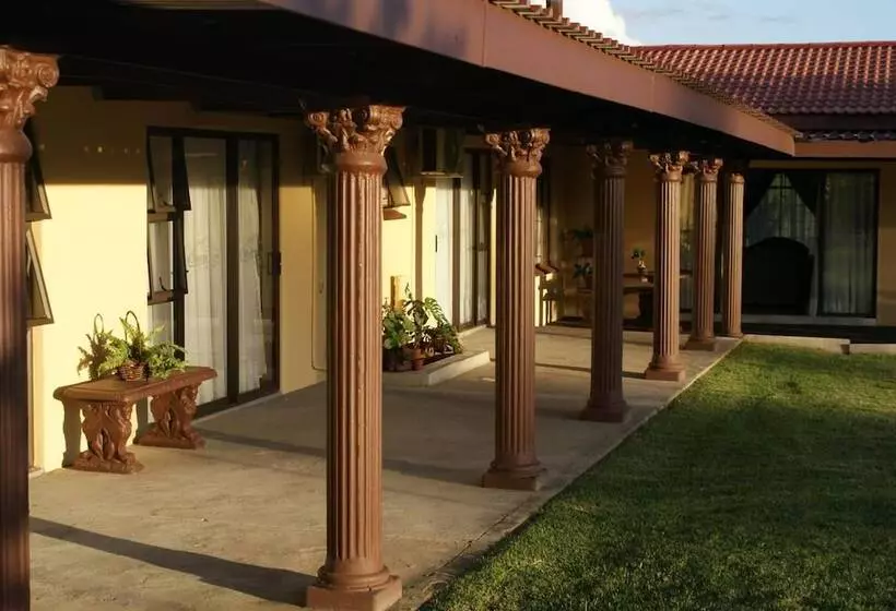 ペンション Mountain View Guest House