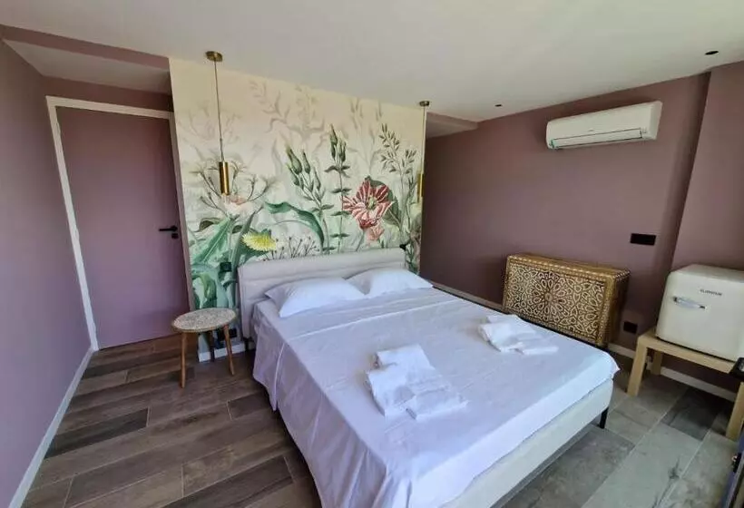 Aamiaismajoitus (B&B) Villa Mandragore Ile Du Levant