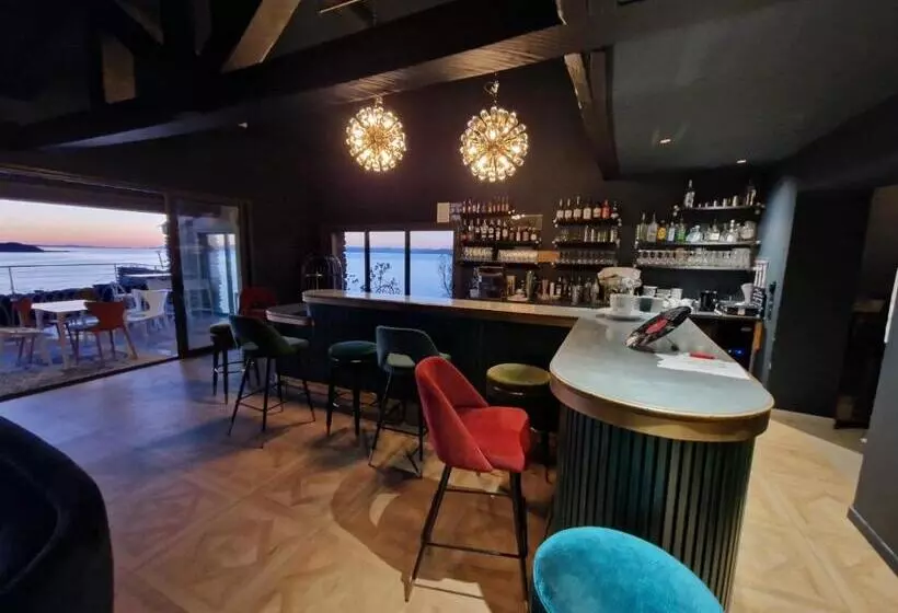 Aamiaismajoitus (B&B) Villa Mandragore Ile Du Levant