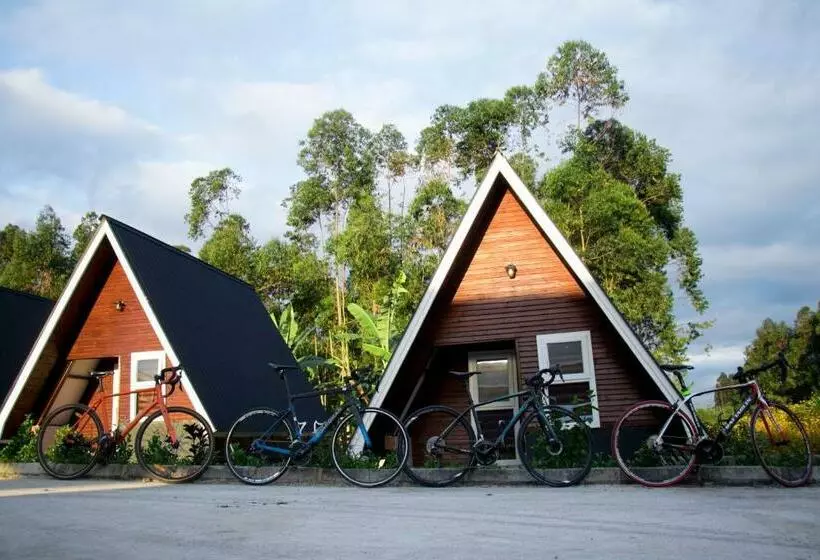 ホテル Kalongo Farm Ecosystem Homes