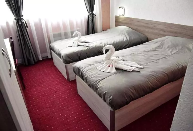 Hotel Nays2