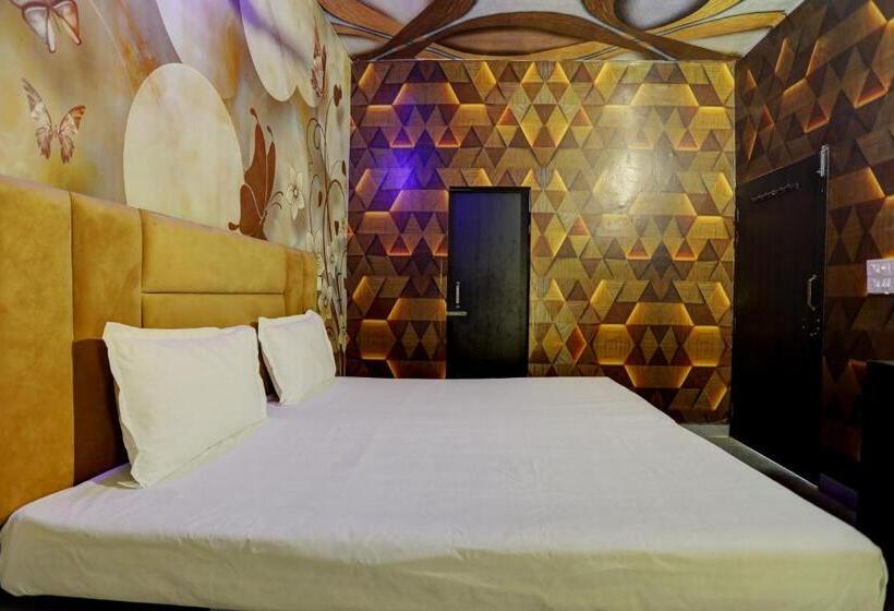 هتل Paradise Inn    Lpu Law Gate